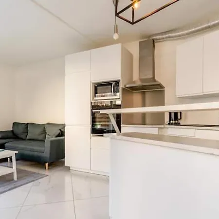 Duplex 4 *paris / Cdg / Disney / Asterix Lägenhet